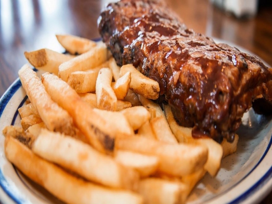 Little House of Pancakes, Ribs and Pizza Little House of Pancakes, Ribs and Pizza