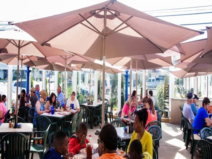 Little House of Pancakes, Ribs and Pizza Little House of Pancakes, Ribs and Pizza