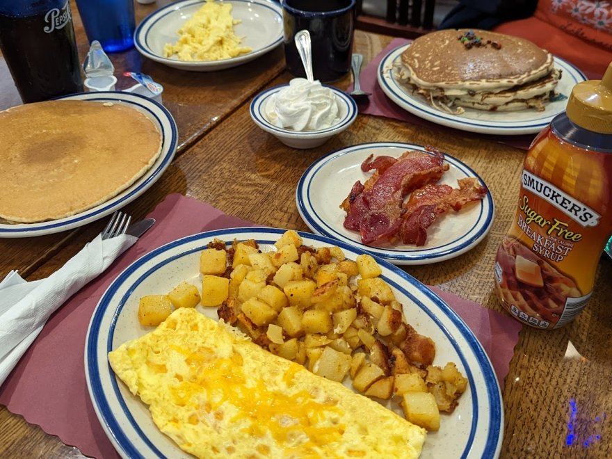 Little House of Pancakes, Ribs and Pizza Little House of Pancakes, Ribs and Pizza