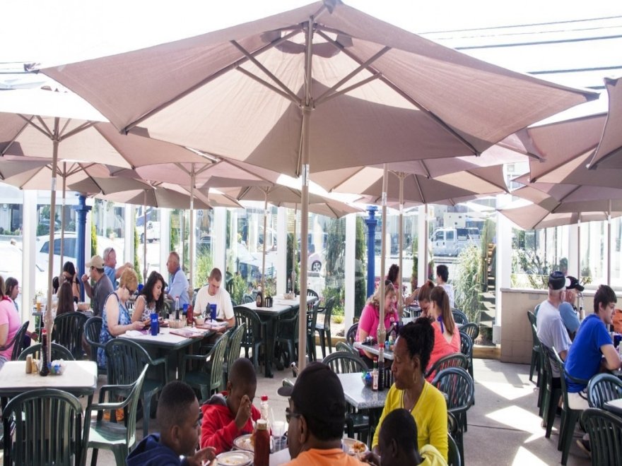 Little House of Pancakes, Ribs and Pizza Little House of Pancakes, Ribs and Pizza