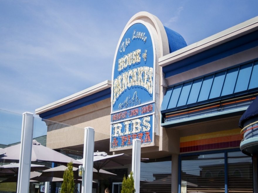 Little House of Pancakes, Ribs and Pizza Little House of Pancakes, Ribs and Pizza