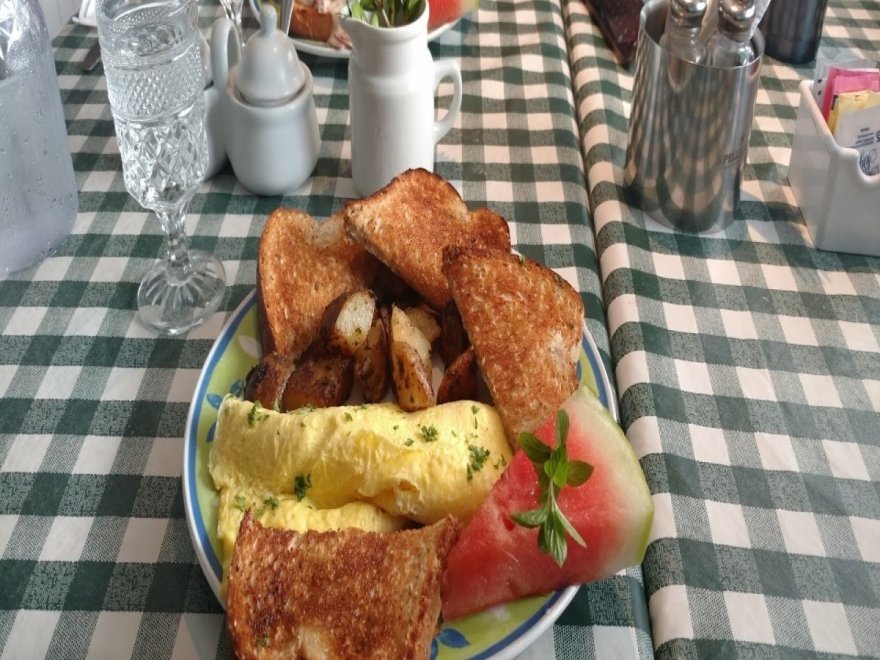 Lizzie's Cafe & Bistro 142nd St. Lizzie's Cafe & Bistro 142nd St.