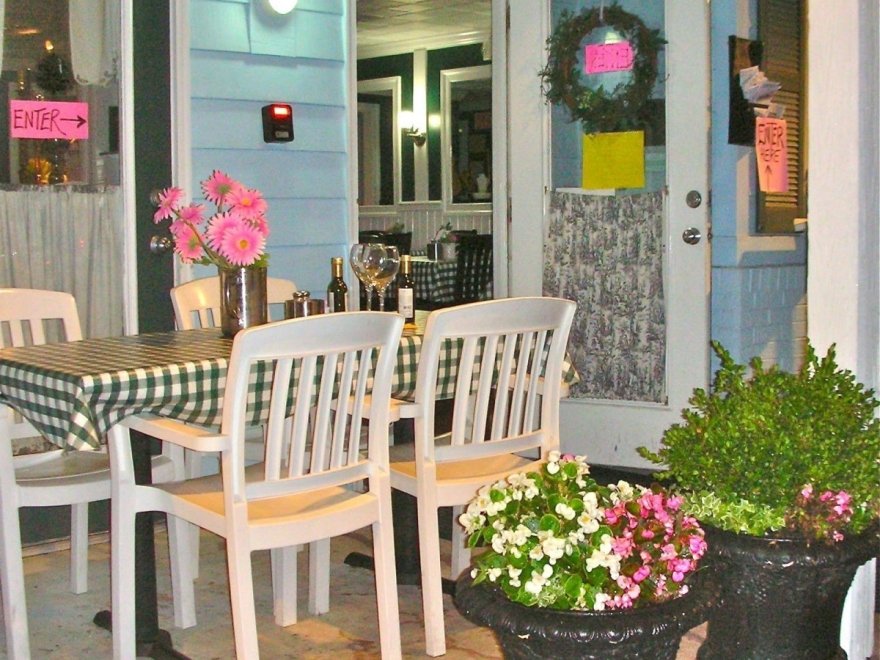 Lizzie's Cafe & Bistro 142nd St. Lizzie's Cafe & Bistro 142nd St.