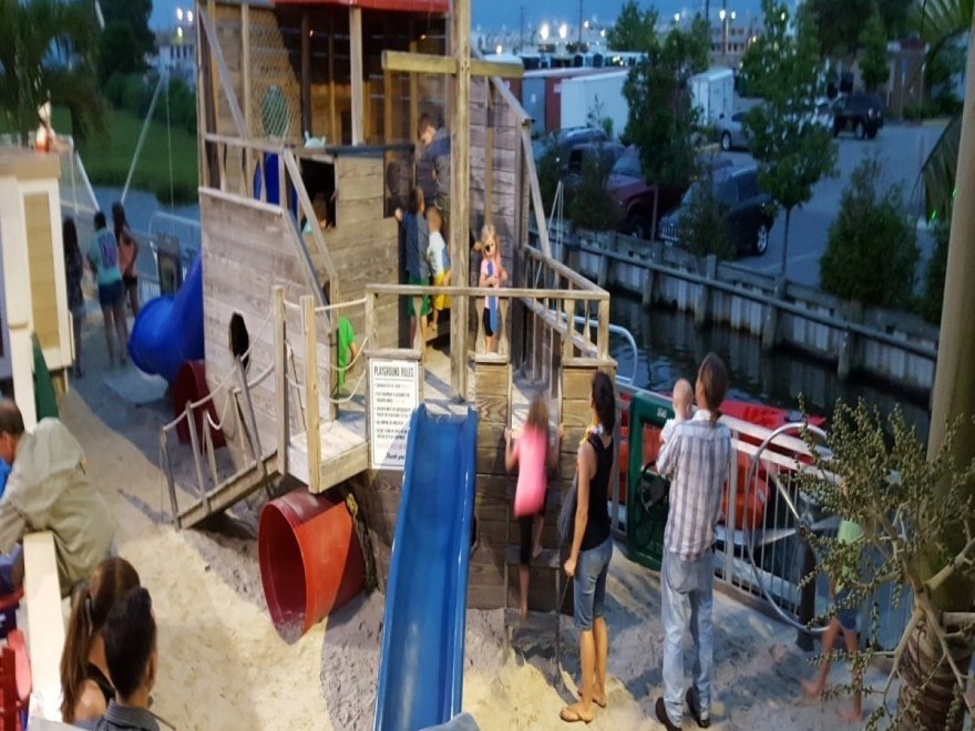 Dead Freddies Island Grill Dead Freddies Island Grill