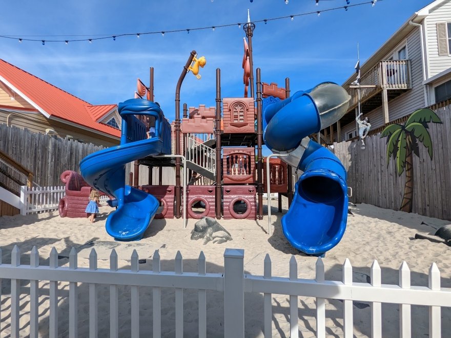 Dead Freddies Island Grill Dead Freddies Island Grill