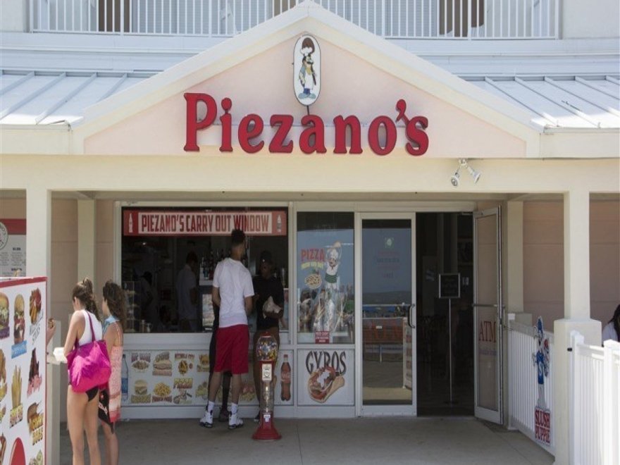 Piezanos Pizza Piezanos Pizza