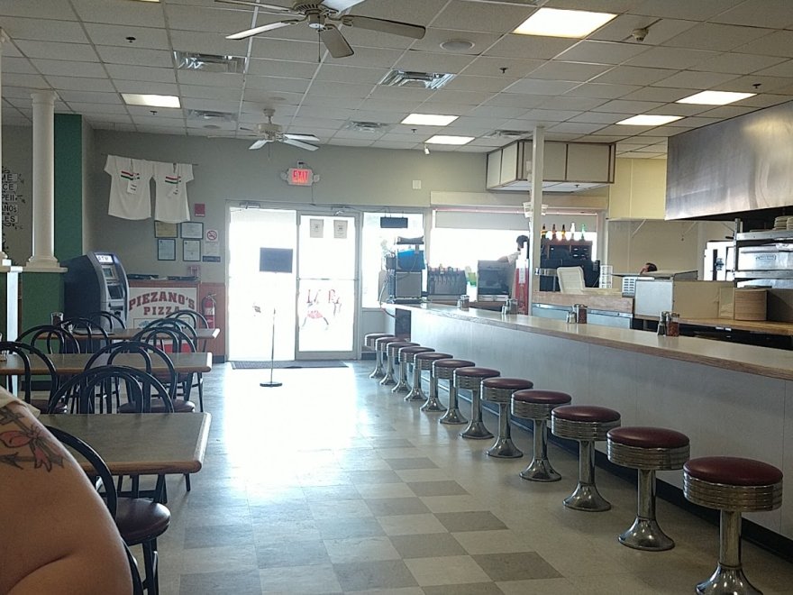 Piezanos Pizza Piezanos Pizza