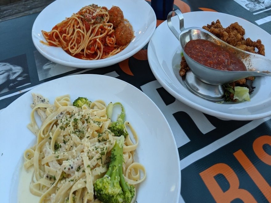 Piezanos Pizza Piezanos Pizza