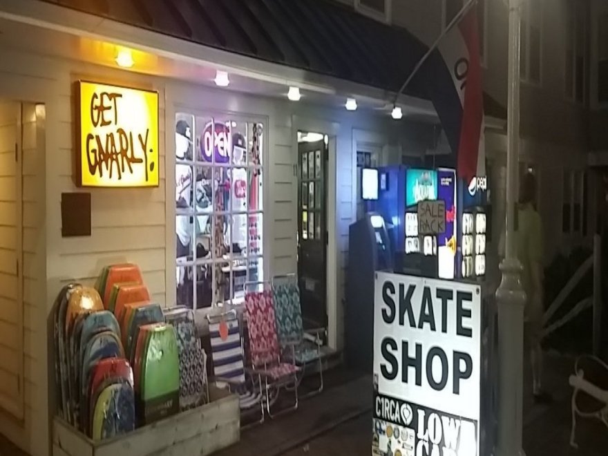 Get Gnarly Skate Shop