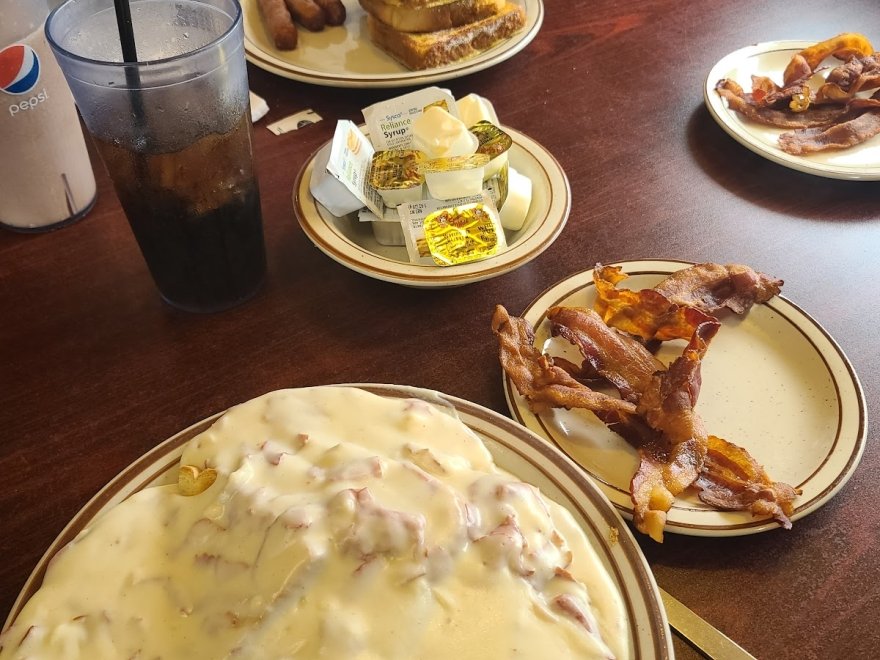 Red Roof Family Restaurant Red Roof Family Restaurant