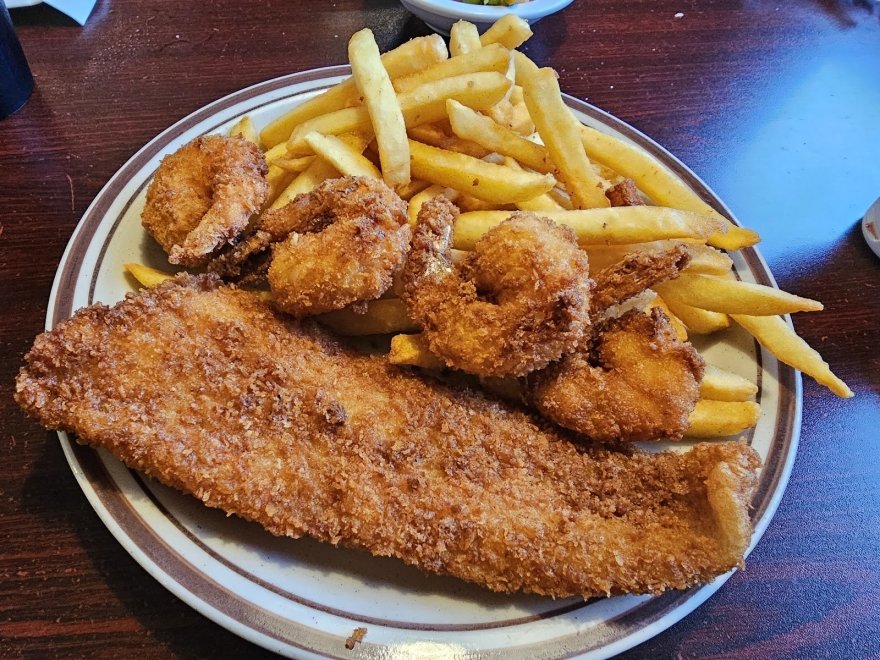 Red Roof Family Restaurant Red Roof Family Restaurant