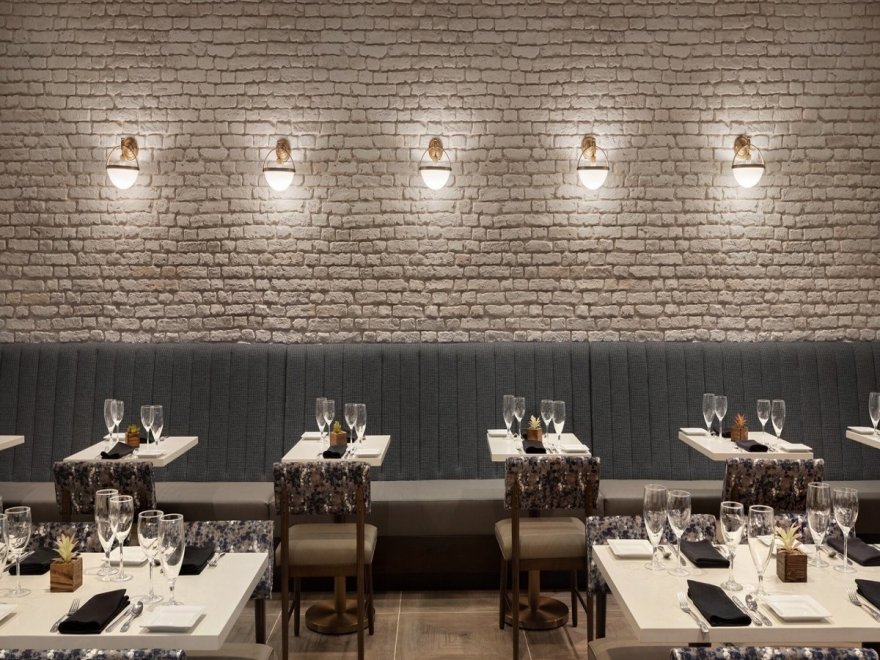 Coral Reef Restaurant & Bar